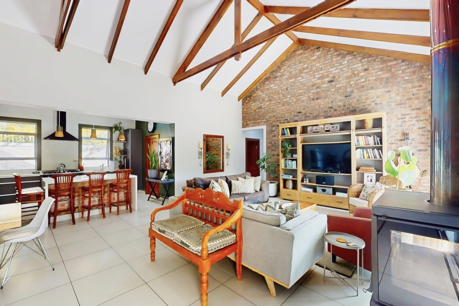 3 Bedroom Property for Sale in Kraaibosch Western Cape